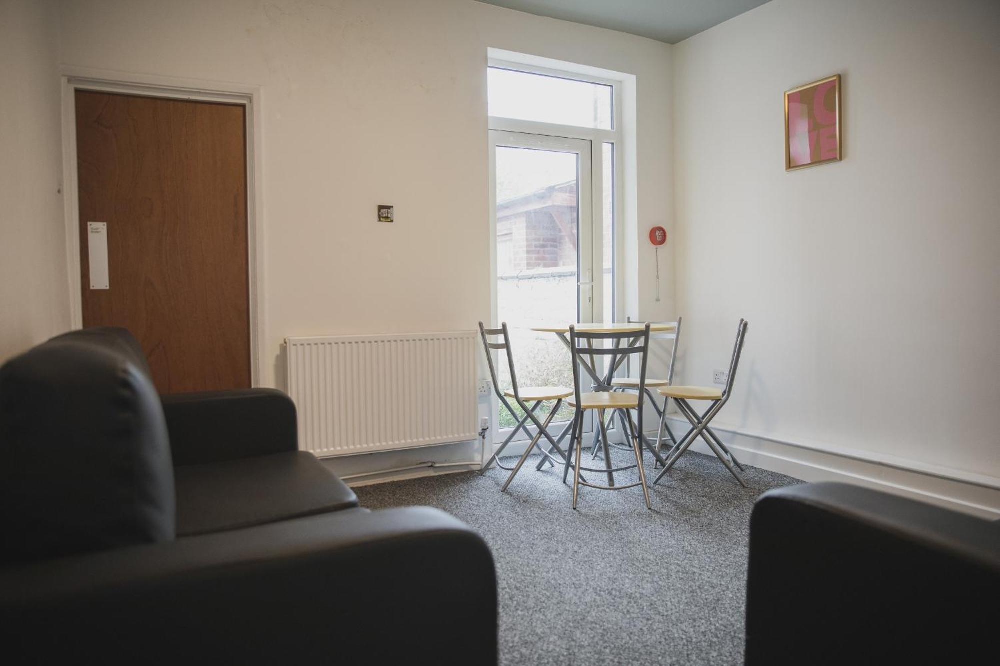 Room In Guest Room - Big Single Room Near City Leicester Luaran gambar